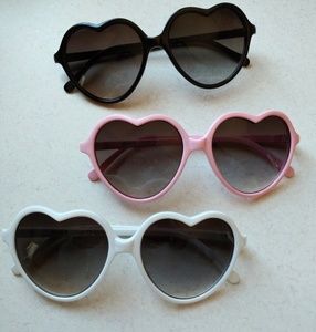 3 Pairs Kiss Heart Shaped Fashion Sunglasses